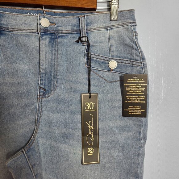 DG2 by Diane Gilman 14 Light Wash Denim Blue Slight Flare Summer Capri Pants - Picture 5 of 12